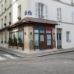 Appartement style théâtre romantique est en scène
