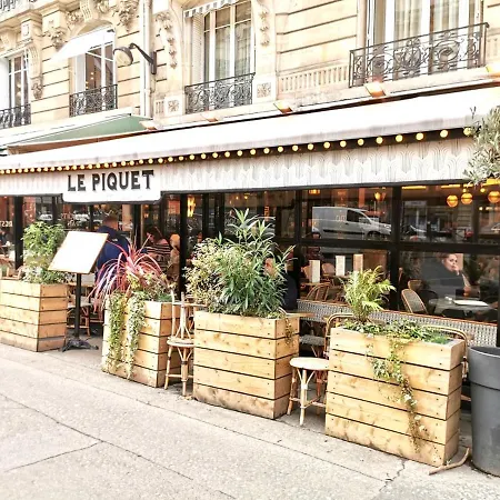 Appartamento Style Théâtre Romantique Est En Scène Parigi